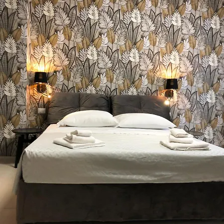 Dante 3 By Apulia ゲストハウス 3*